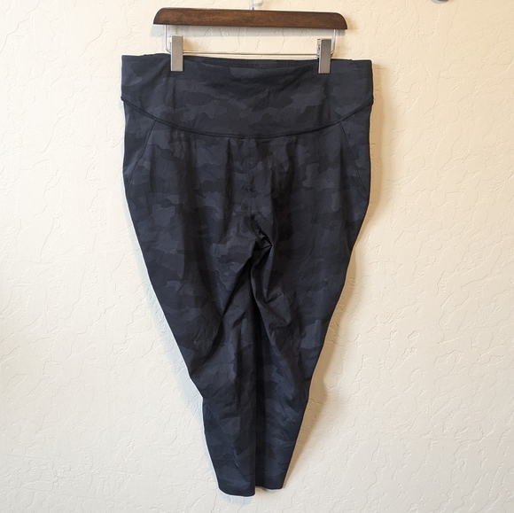 Lululemon Base Pace High Rise Running Tight 25" Heritage 365 Camo Deep Coal - Picture 4 of 7